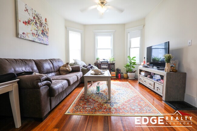 Foto del edificio - 14 Bennett St