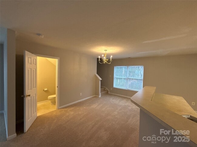 Foto del edificio - 1323 Winding Branch Ct