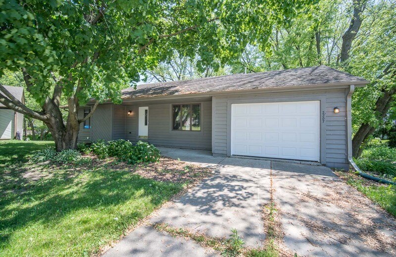 Primary Photo - 2207 Norwood Dr