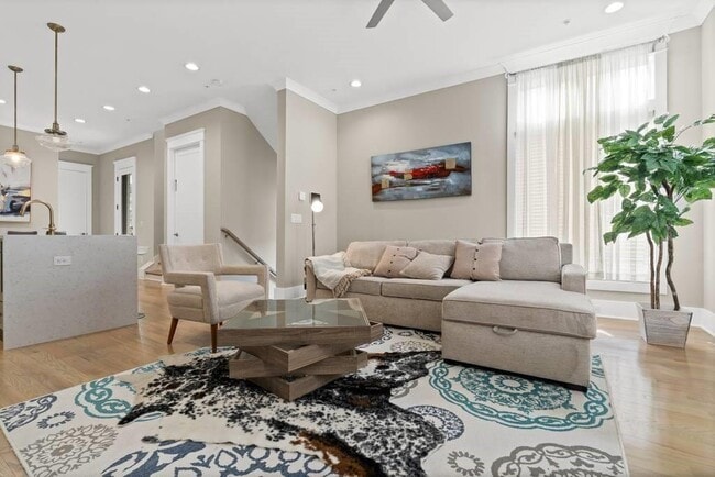 Foto del edificio - 971 Laurel Ct NE