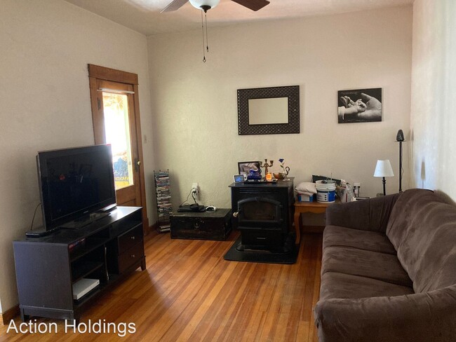 Building Photo - 2 br, 2 bath House - 412 Said St