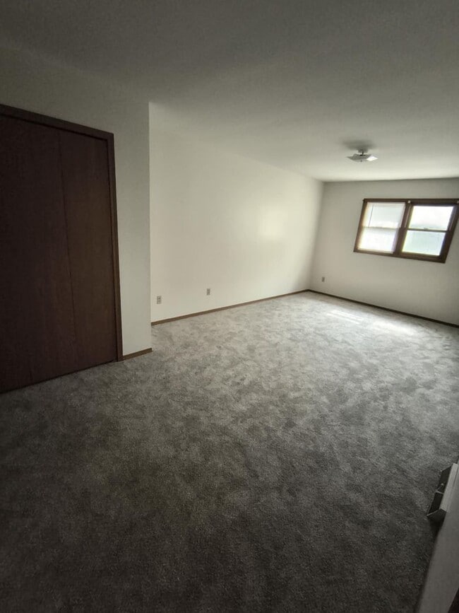Building Photo - 4208 Foxfire Ct