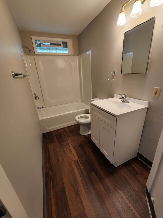 Foto del edificio - 729 E Sycamore St