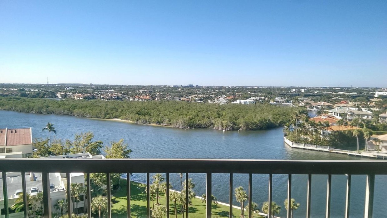 Foto principal - 4740 S Ocean Boulevard 1407