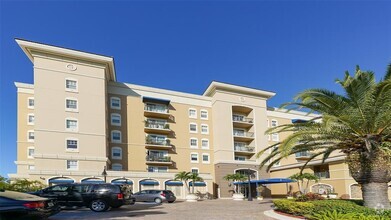 Building Photo - 1064 N Tamiami Trl