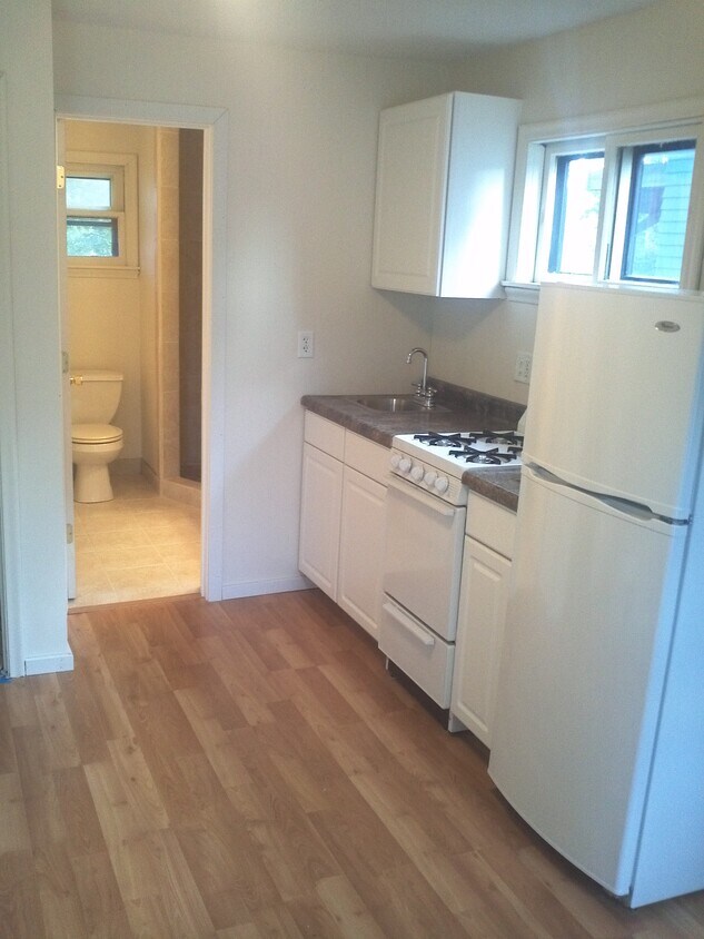 Foto principal - 4517 Pleasant St SE