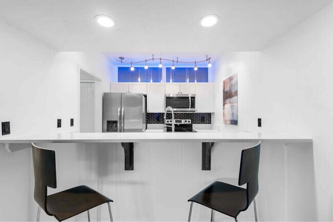 Foto del edificio - 307 Birch Way
