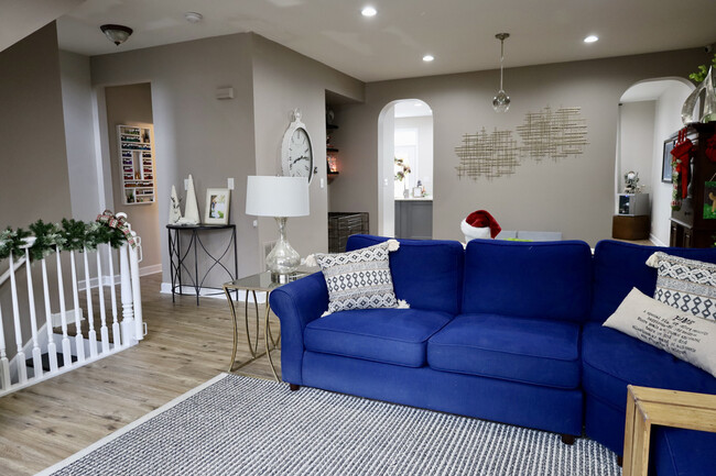 Family Room - 1674 Deer Pointe Dr