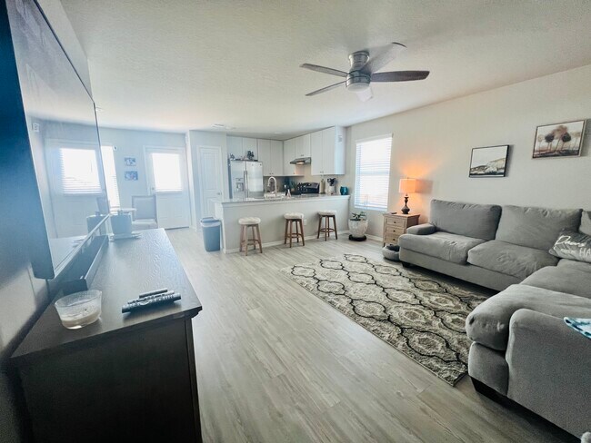 Foto del edificio - 5356 Forbs Ln