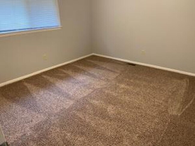 Foto del edificio - 3 Bedroom / 2 Bath Duplex