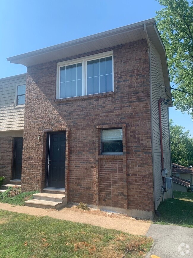 Apartments For Rent in Maryville, IL 2 Rentals