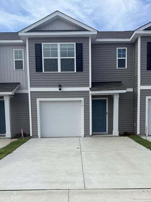 Foto principal - 319-323 Honeystone St