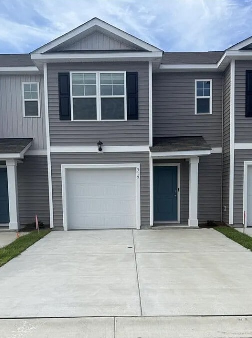 Foto del edificio - 319-323 Honeystone St