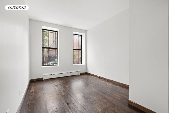 Foto del edificio - 50 W 105th St