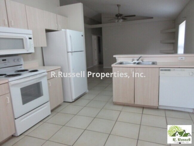 Foto del edificio - 1004 Hamlet Dr