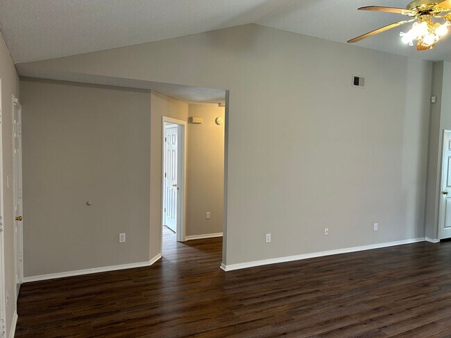 Building Photo - 5601 Donald Dr