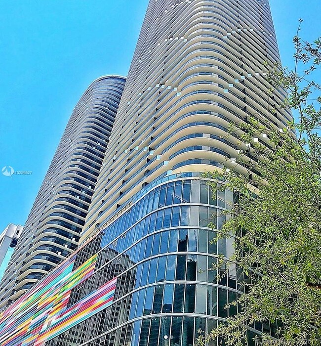 Foto del edificio - 45 SW 9th St