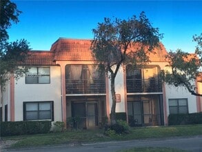 Building Photo - 20815 NE 8th Ct