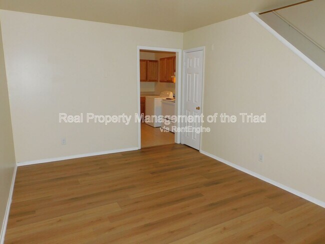 Foto del edificio - 2405 E Florida St