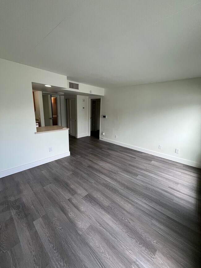 Foto del edificio - 7300 W Dean Rd