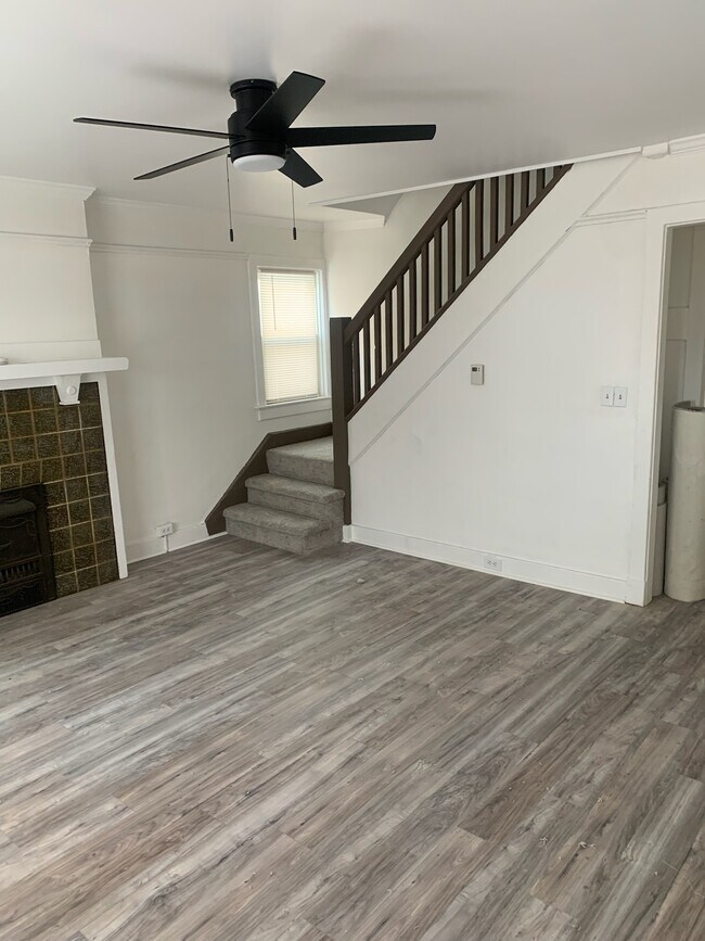 Living Room - 212 N 3rd St