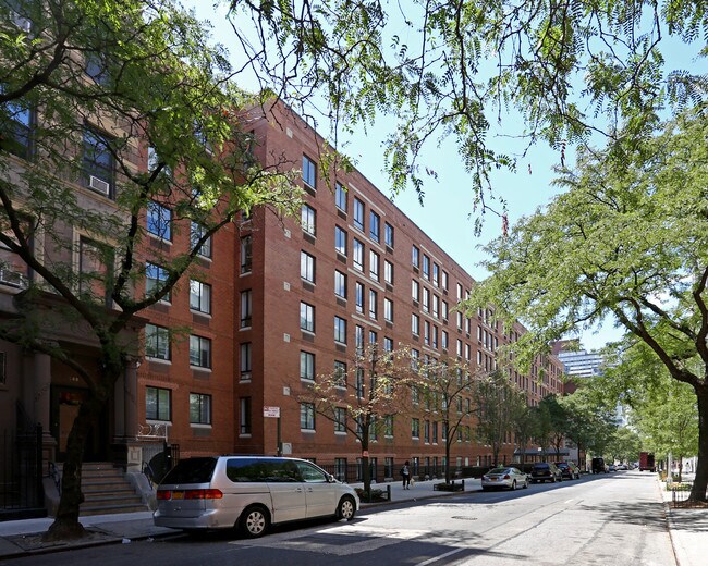 apartments for rent near 34 street penn station a c e line new
