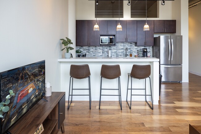 model kitchen - Lofts at Euclid