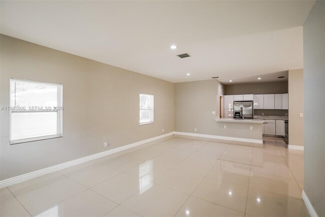 Foto del edificio - 2835 NW 14th St