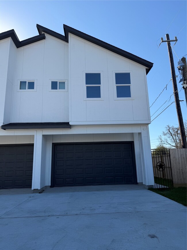 Building Photo - 6808 Ralston St