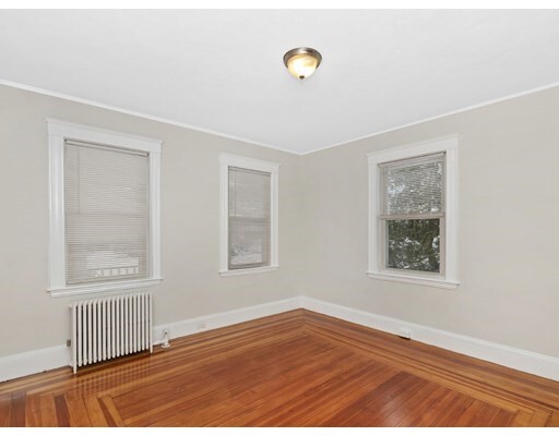 Building Photo - 49 Waldeck Rd