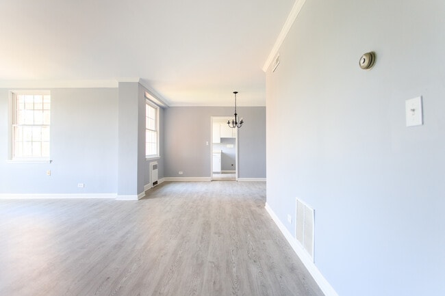 Building Photo - Parkland Apartments