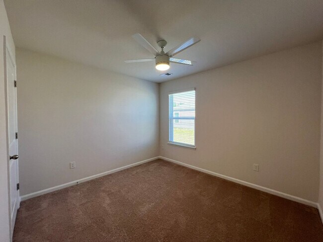 Building Photo - Conway - 4 Bedroom / 2 Bathroom House - Ap...
