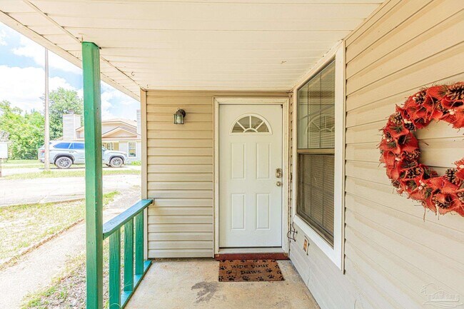 Foto del edificio - 6242 Ridgegate Cir