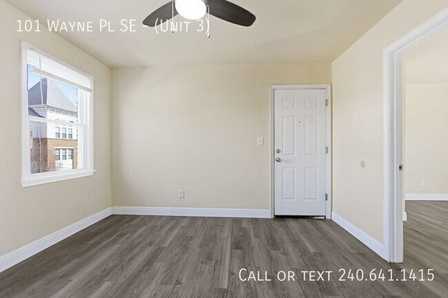 Building Photo - 101 Wayne Pl SE