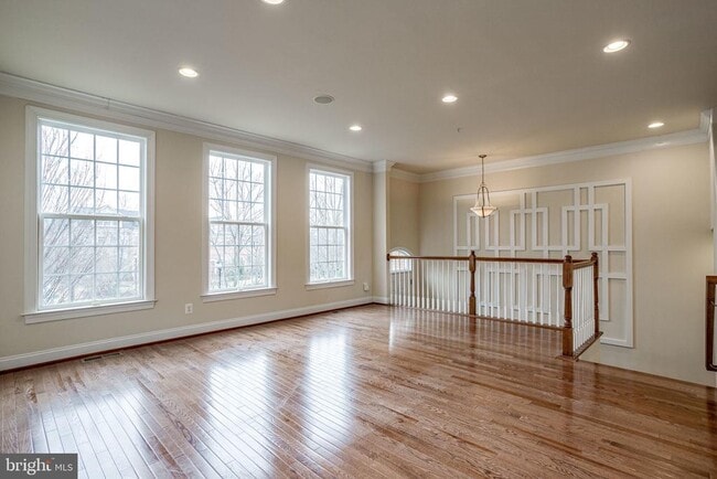 Building Photo - 7997 Reserve Way