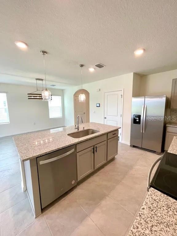Foto del edificio - 8358 Hardy Bay Lp