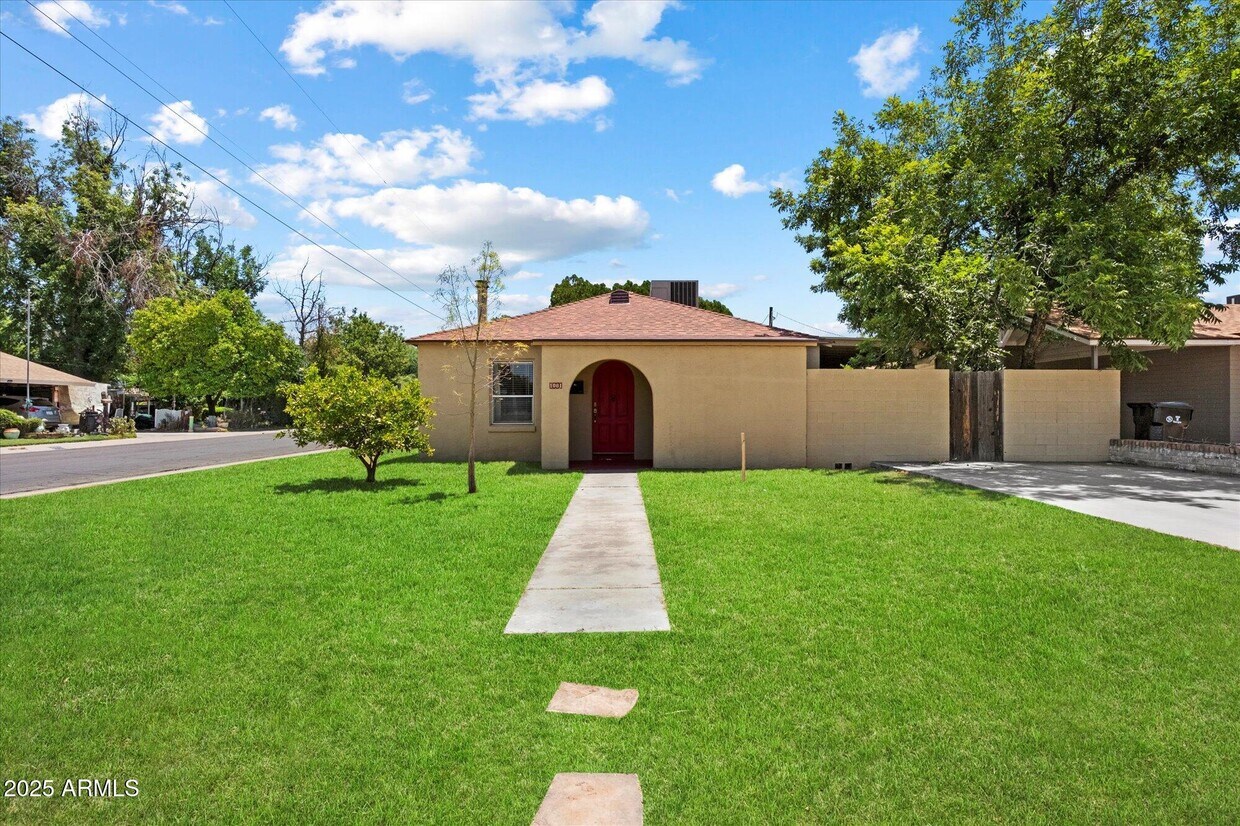 Foto principal - 1001 S Roosevelt St