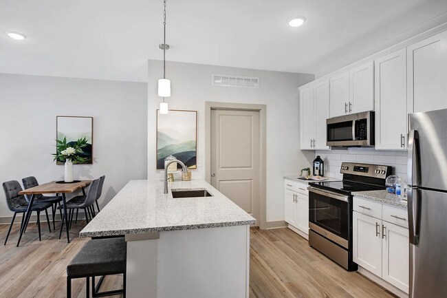 Foto del edificio - Edgewater East Apartments