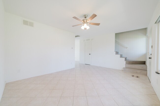 Foto del edificio - 4154 Baycliff Way
