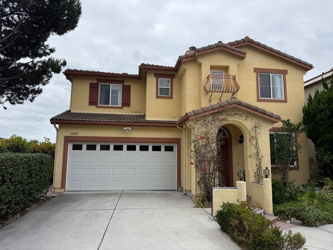 Primary Photo - 12565 Carmel Canyon Rd