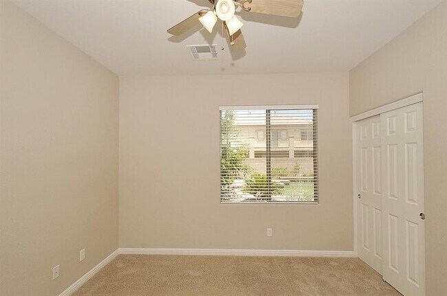 Building Photo - 4116 Lancaster Falls Ave