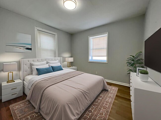 Building Photo - 2Bd/ 1Bth House!! SECTION 8 ONLY!!