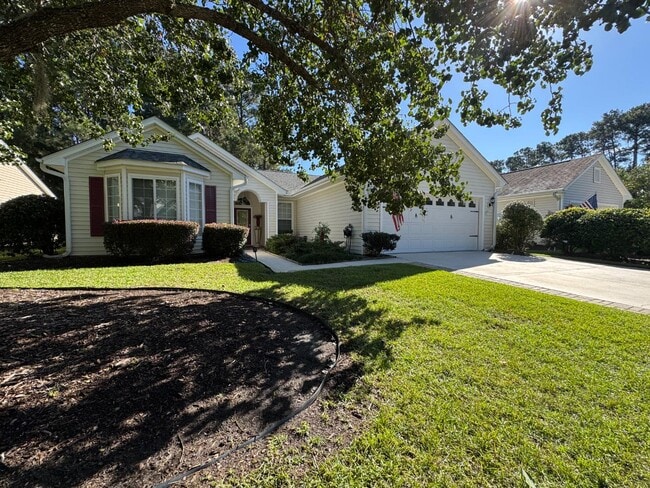 Foto del edificio - 120 Coburn Dr W