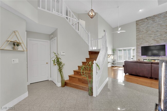 Building Photo - 2705 Meander