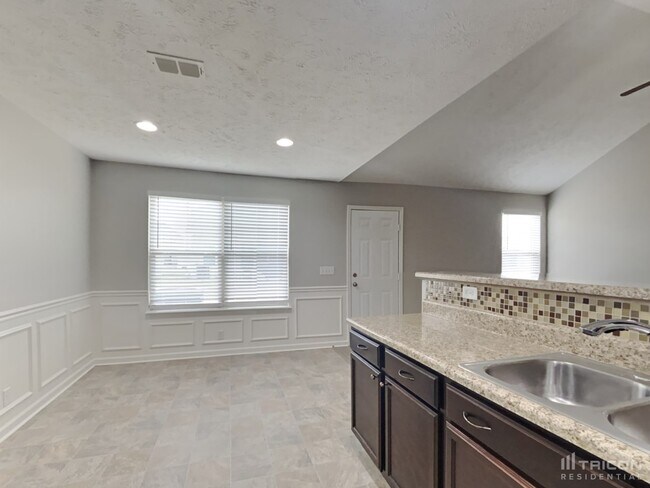 Building Photo - 3217 Willingham Run