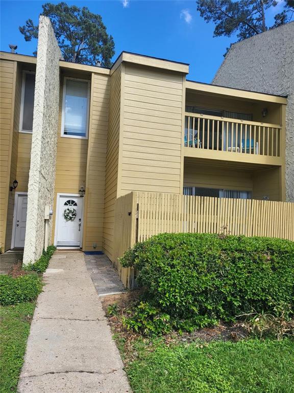 Foto del edificio - 3922 Lakewood Dr