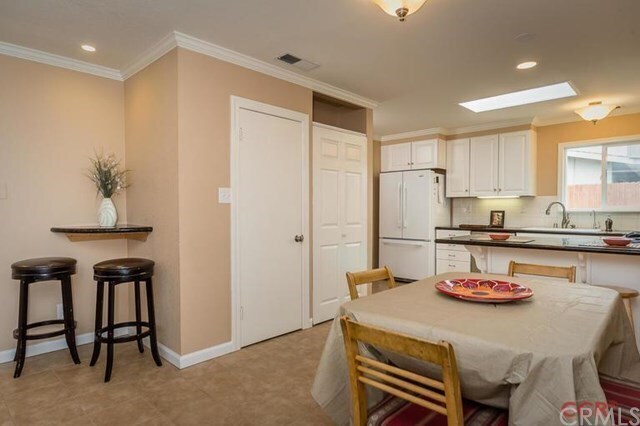 Foto del edificio - 5 Bedroom 2 Bath