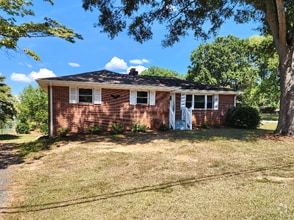 Building Photo - 226 Brookdale Ave