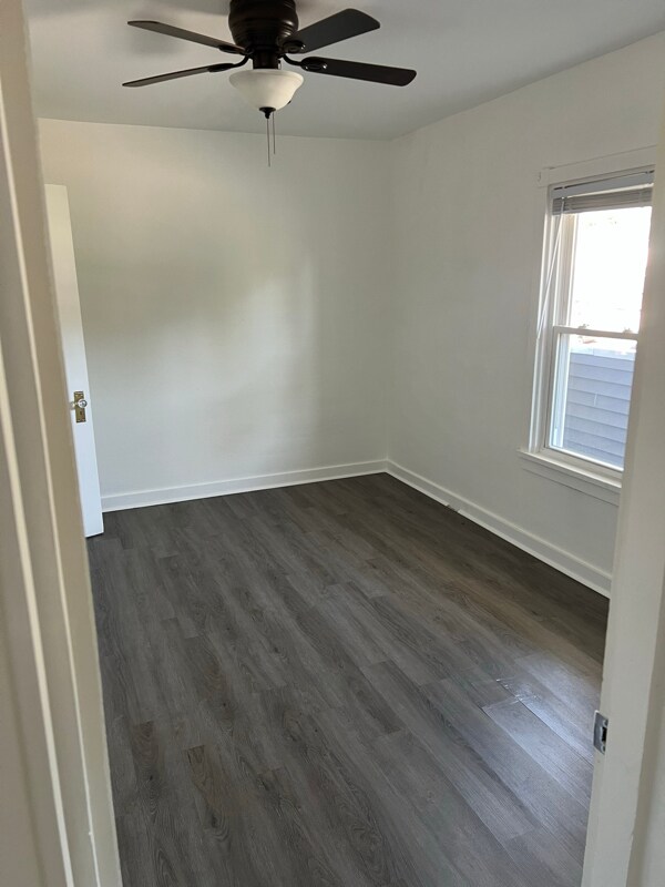 Foto del edificio - 1300 Stewart St