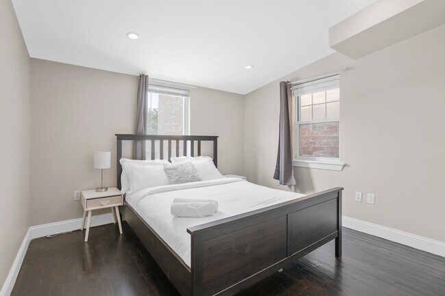 Foto del edificio - 524 Evergreen Ave